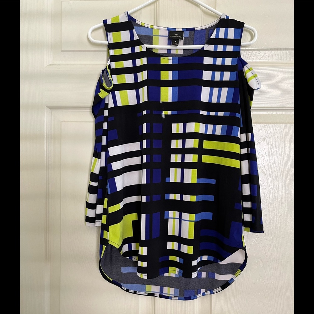 WORTHINGTON cold shoulder top - Picture 4 of 10